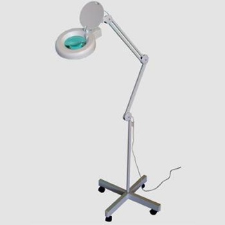 5x Magnifying Glass Lamp with Foot Base