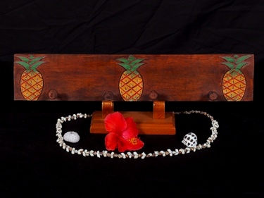 3-Pineapple Hanger 20 Antique Finish Pineaaple Decor