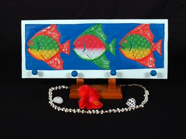 COLORFUL FISH HANGER 20 COASTAL decor