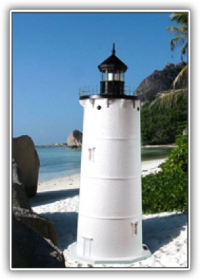4 Foot Cape Neddick Deluxe Stucco Lighthouse