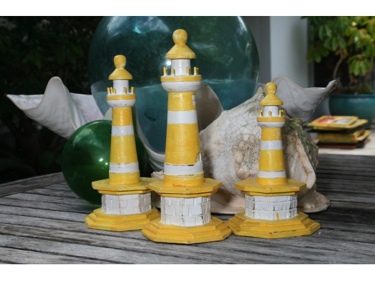 SET OF 3 LIGHTHOUSES RUSTIC YELLOW NAUTICAL NAUTICAL decor