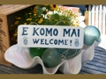 E Komo Mai Welcome Cottage Sign 14 Rustic White Blue Coastal Decor