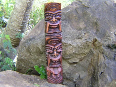 TIKI TOTEM 20 LOVE PROSPERITY STAINED ACACIA